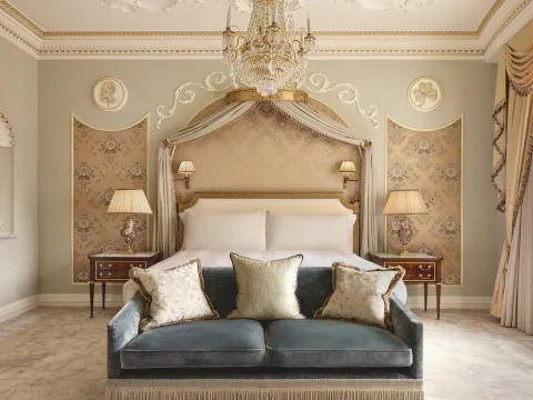 Claridge's