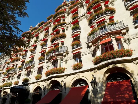 Hôtel Plaza Athénée - Dorchester Collection