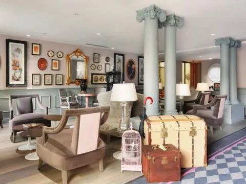 La Maison Favart