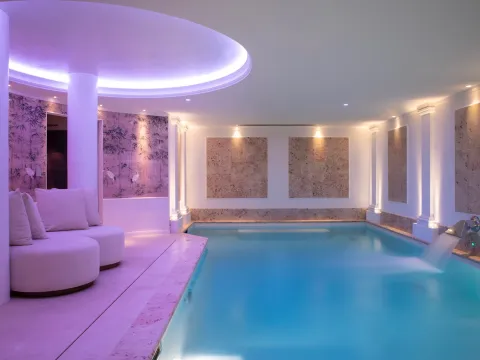 Paris j'Adore Hotel & Spa