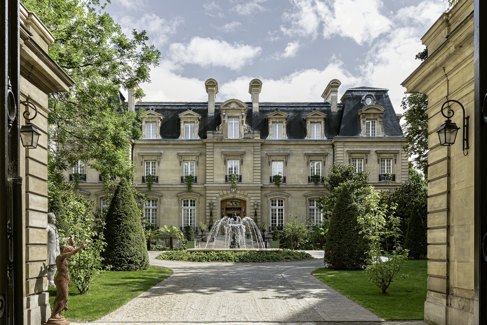 Saint James Paris