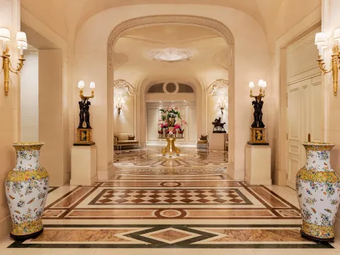 Shangri-La Paris