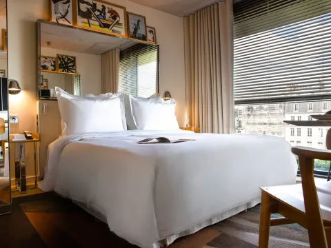 VILLA M