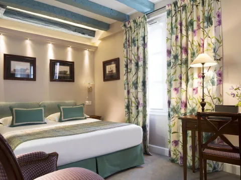 Le Relais Saint Honoré