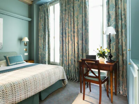 Le Relais Saint Honoré