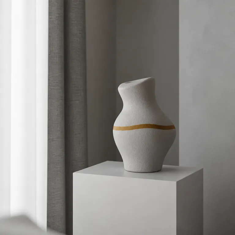 L'art dans les chambres : ces hôtels français qui exposent de vrais artistes, pas des reproductions